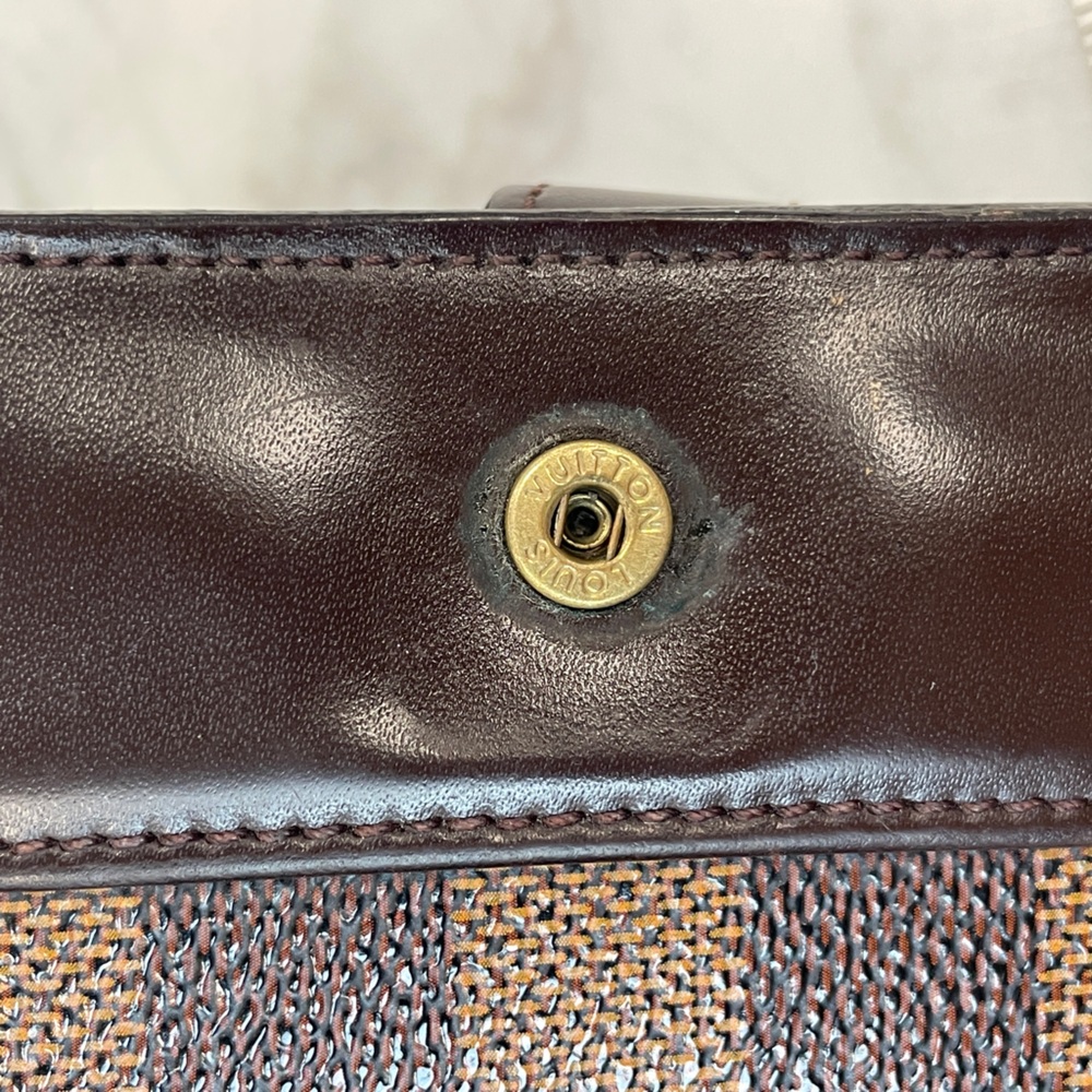 Louis Vuitton Damier Compact Wallet - Picture 8 of 11